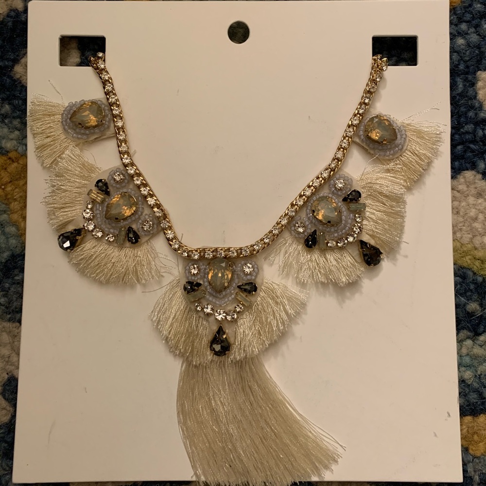 Brand new necklace